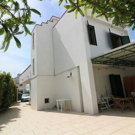 Casa Vacanza Energy Baia Verde * Borgo (Apulia)